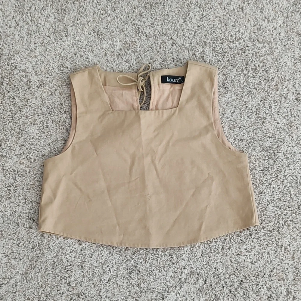 KOURT Linen Cotton Willow Cropped Tank with Tie Back in Tan Brown - Picture 4 of 5